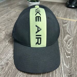 Nike sportswear legacy91 air cap